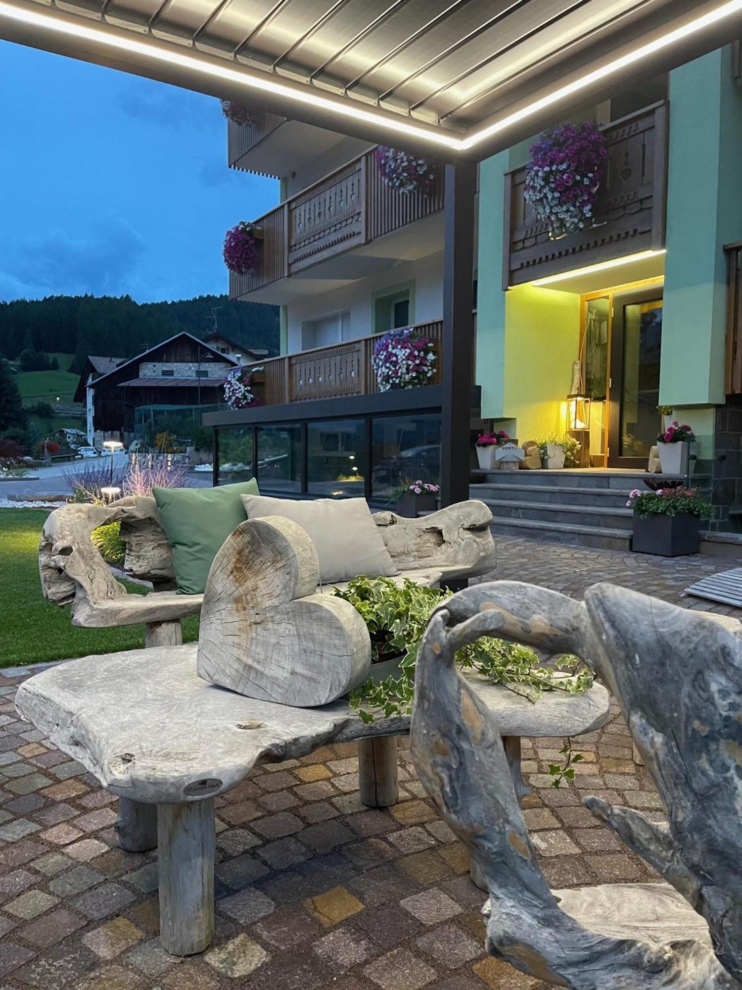 Mason La Zondra Aparthotel Vigo di Fassa Kültér fotó