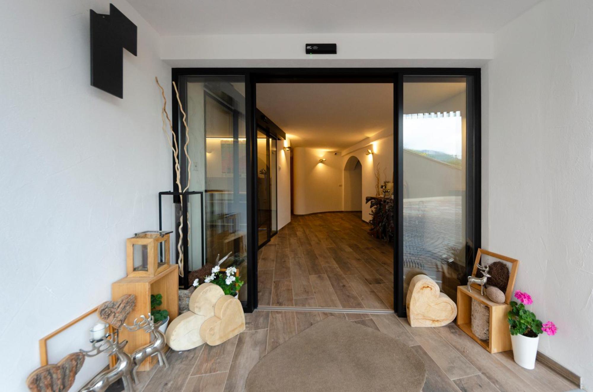 Mason La Zondra Aparthotel Vigo di Fassa Kültér fotó