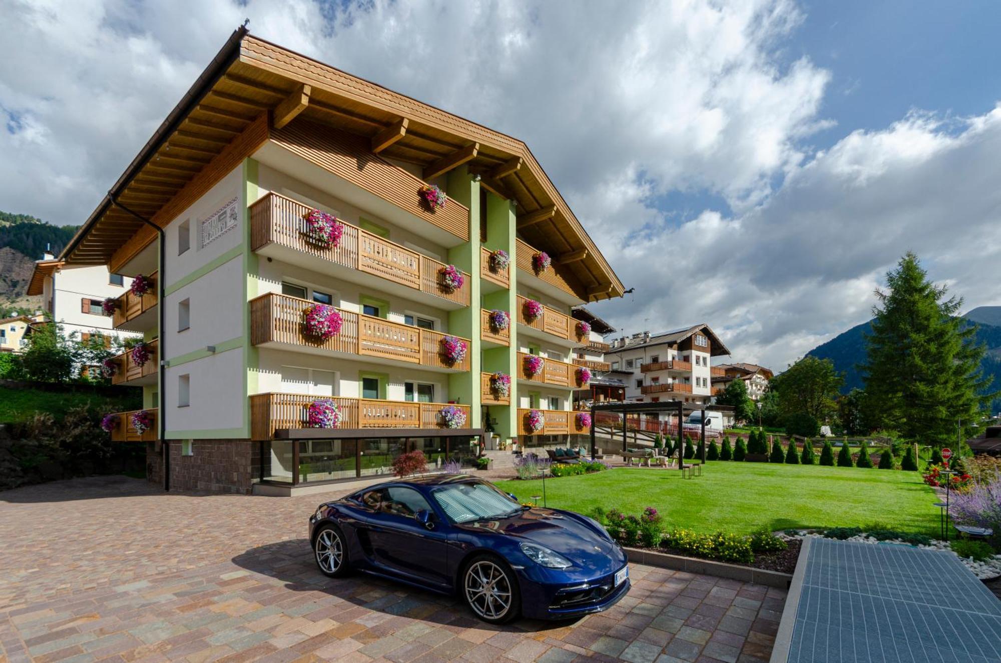 Mason La Zondra Aparthotel Vigo di Fassa Kültér fotó