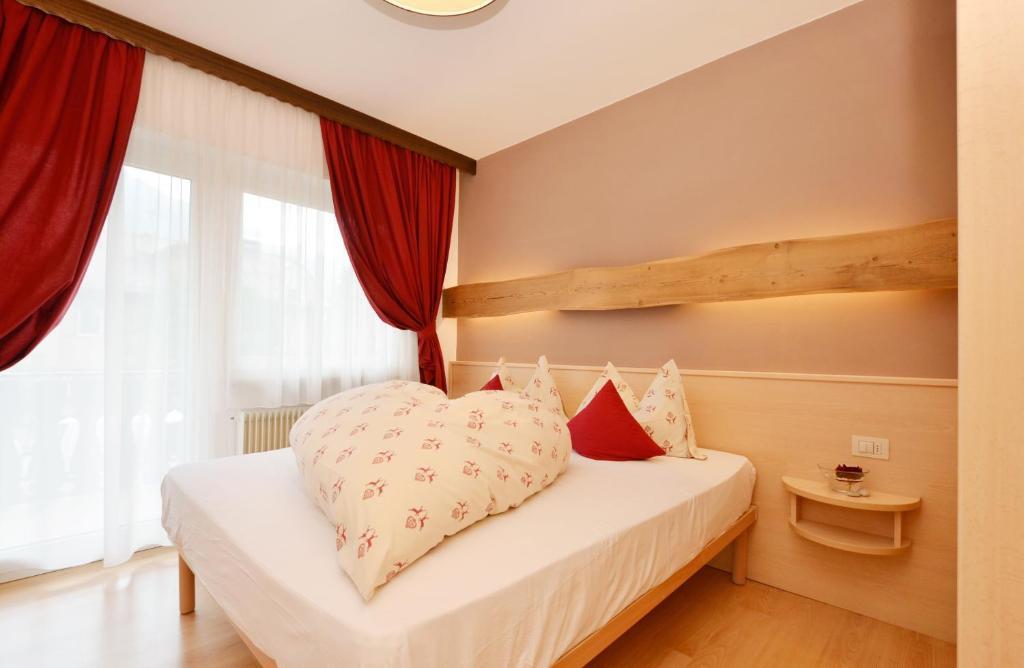 Mason La Zondra Aparthotel Vigo di Fassa Szoba fotó