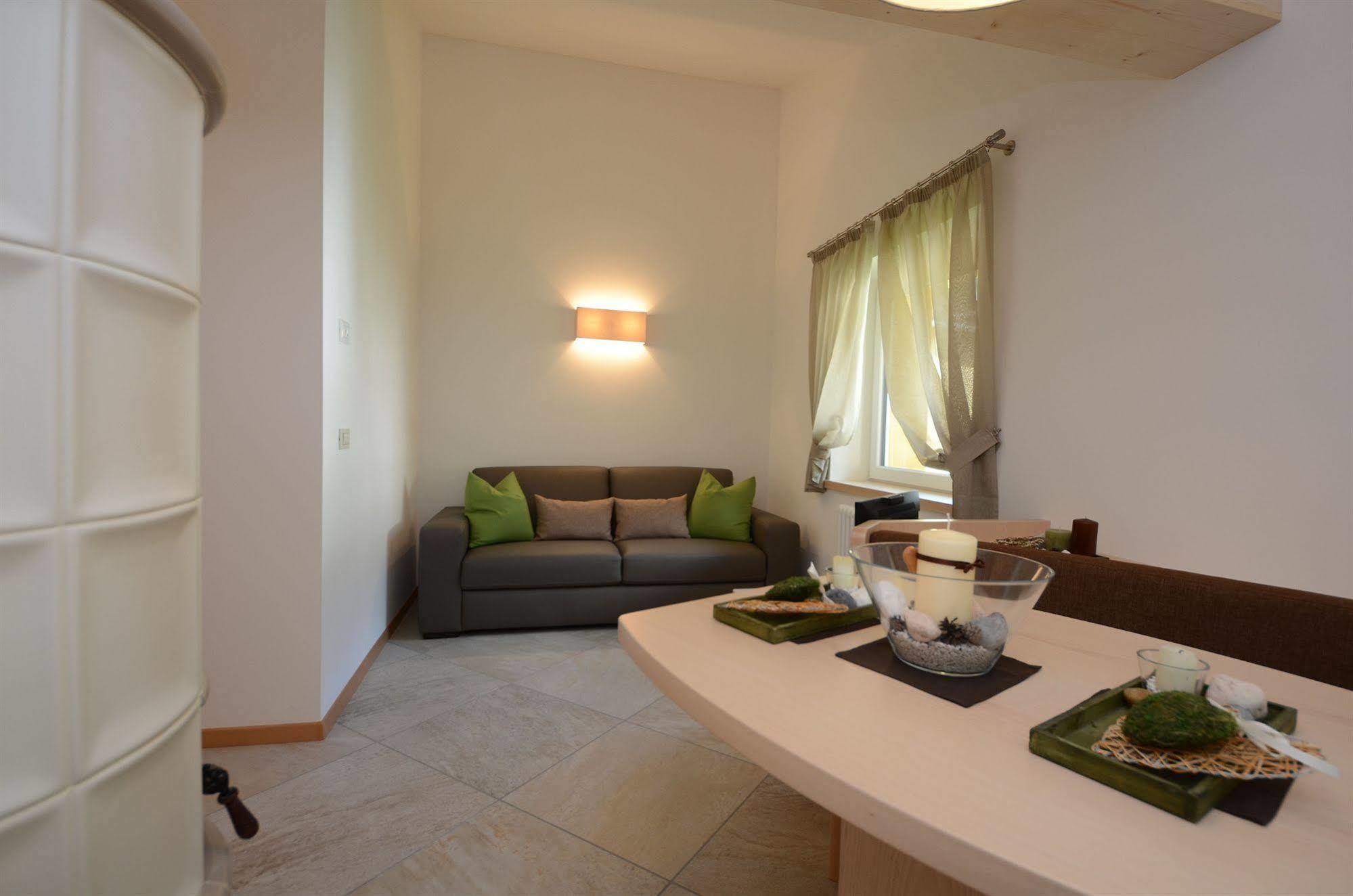 Mason La Zondra Aparthotel Vigo di Fassa Kültér fotó