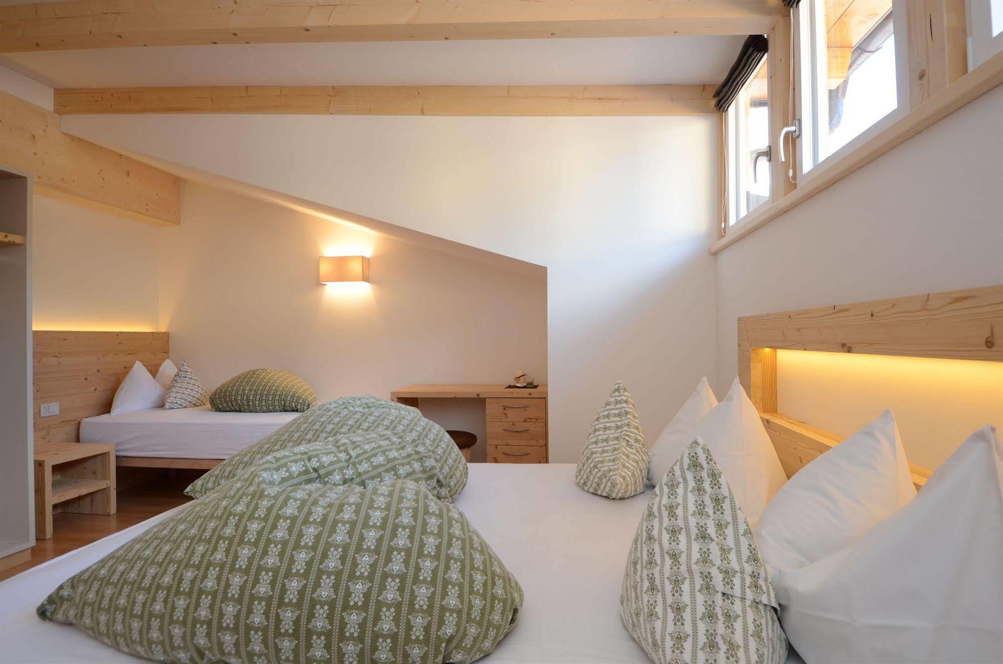 Mason La Zondra Aparthotel Vigo di Fassa Kültér fotó