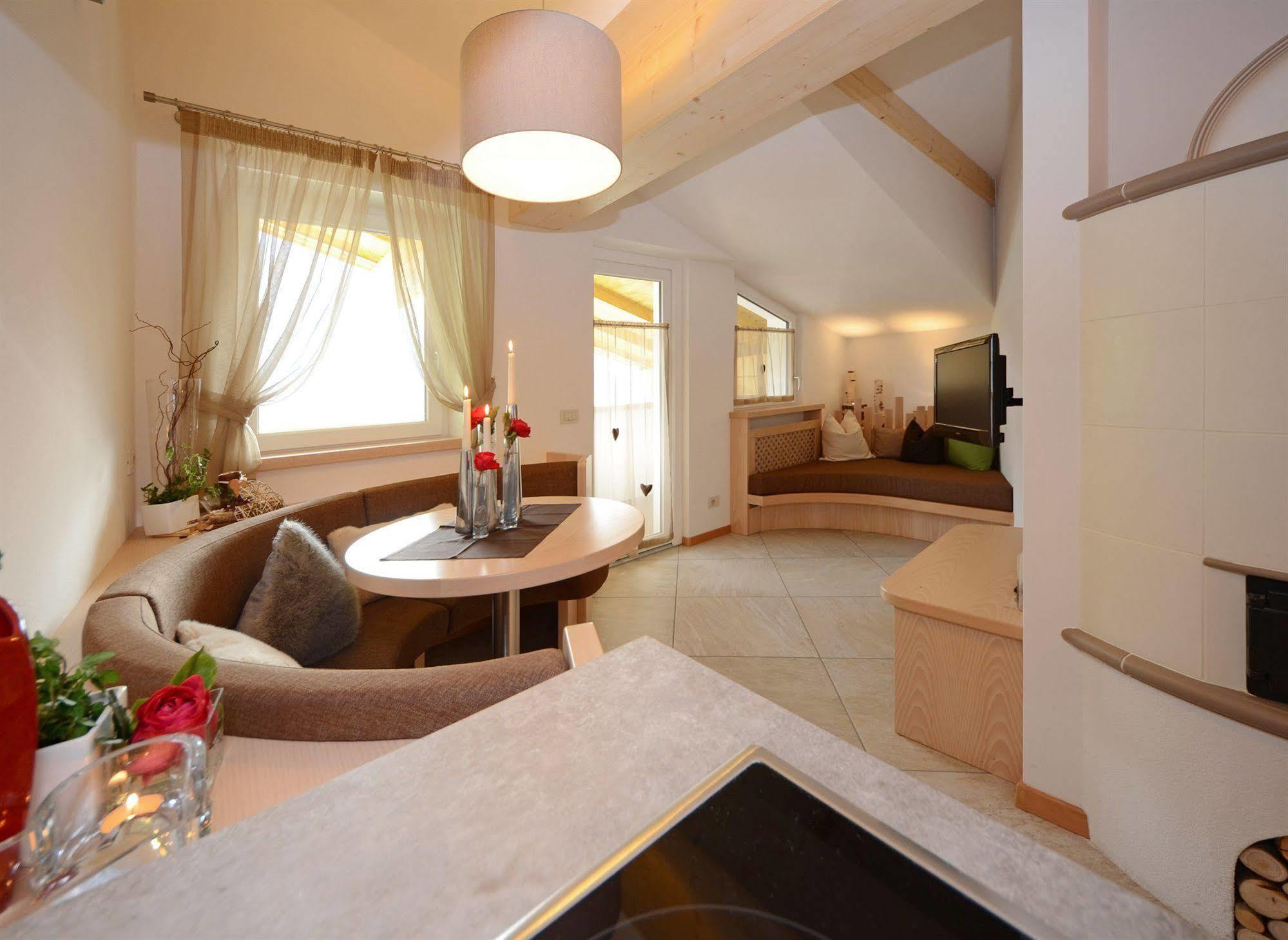 Mason La Zondra Aparthotel Vigo di Fassa Kültér fotó