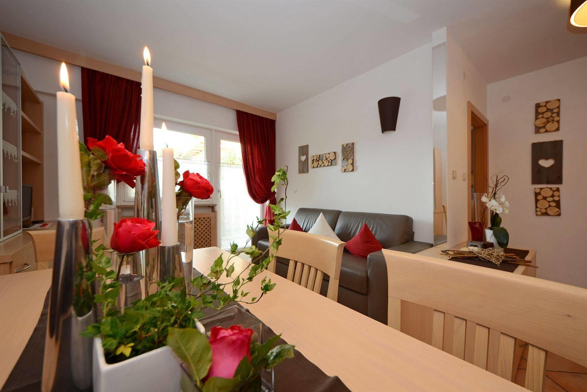 Mason La Zondra Aparthotel Vigo di Fassa Kültér fotó